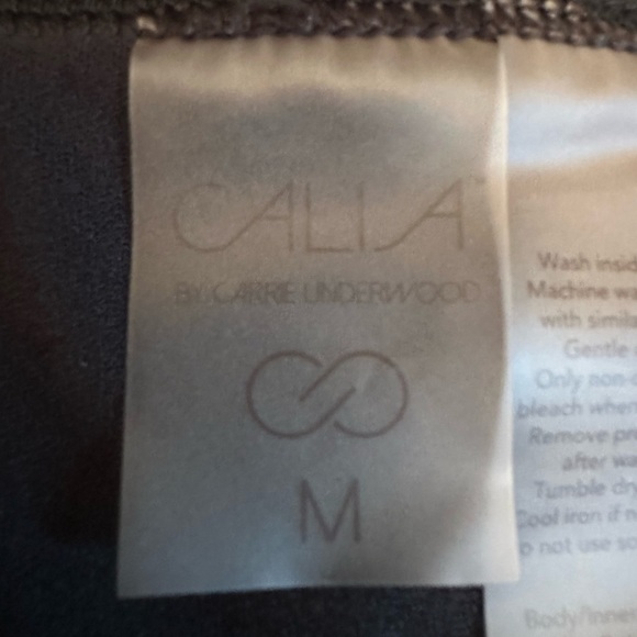 CALIA by Carrie Underwood Compression Shorts THESE ARE SOLD UNABLE TO DELETE - Picture 4 of 10